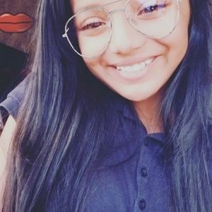 Meet your Posher, Ariana